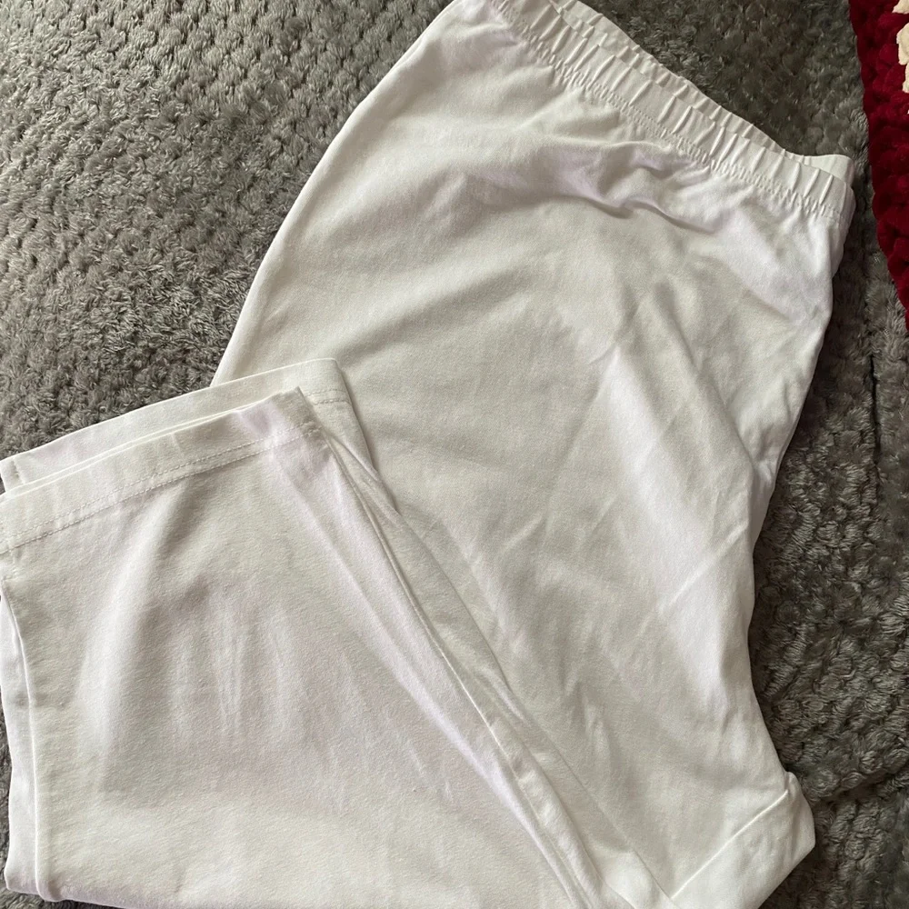 NWOT Leggings TWO FOR ONE WHITE capri AND ankle length plus size - Picture 2 of 2